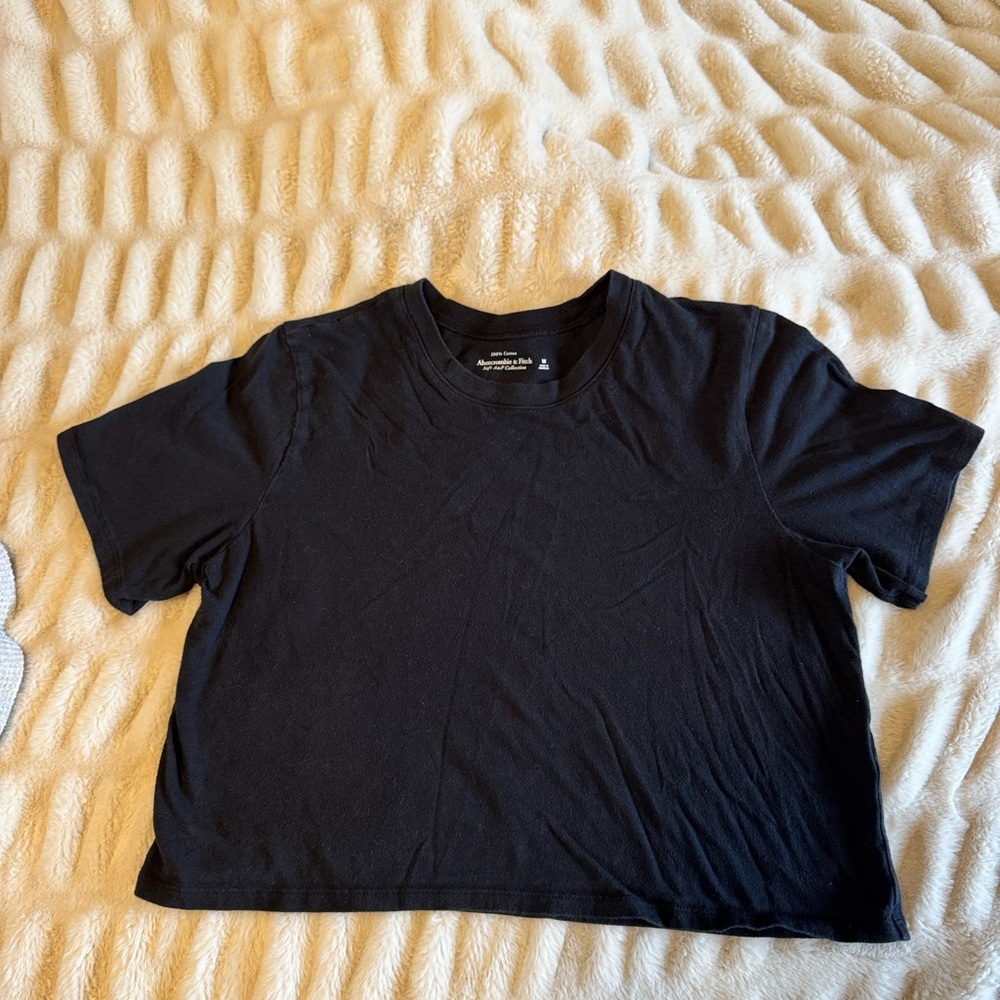 Abercrombie & Fitch Black Cropped T-Shirt